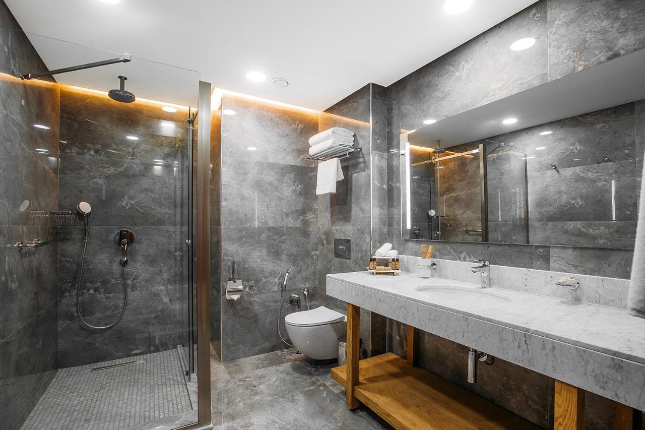 Marjan Plaza Hotel Tbilisi Buitenkant foto