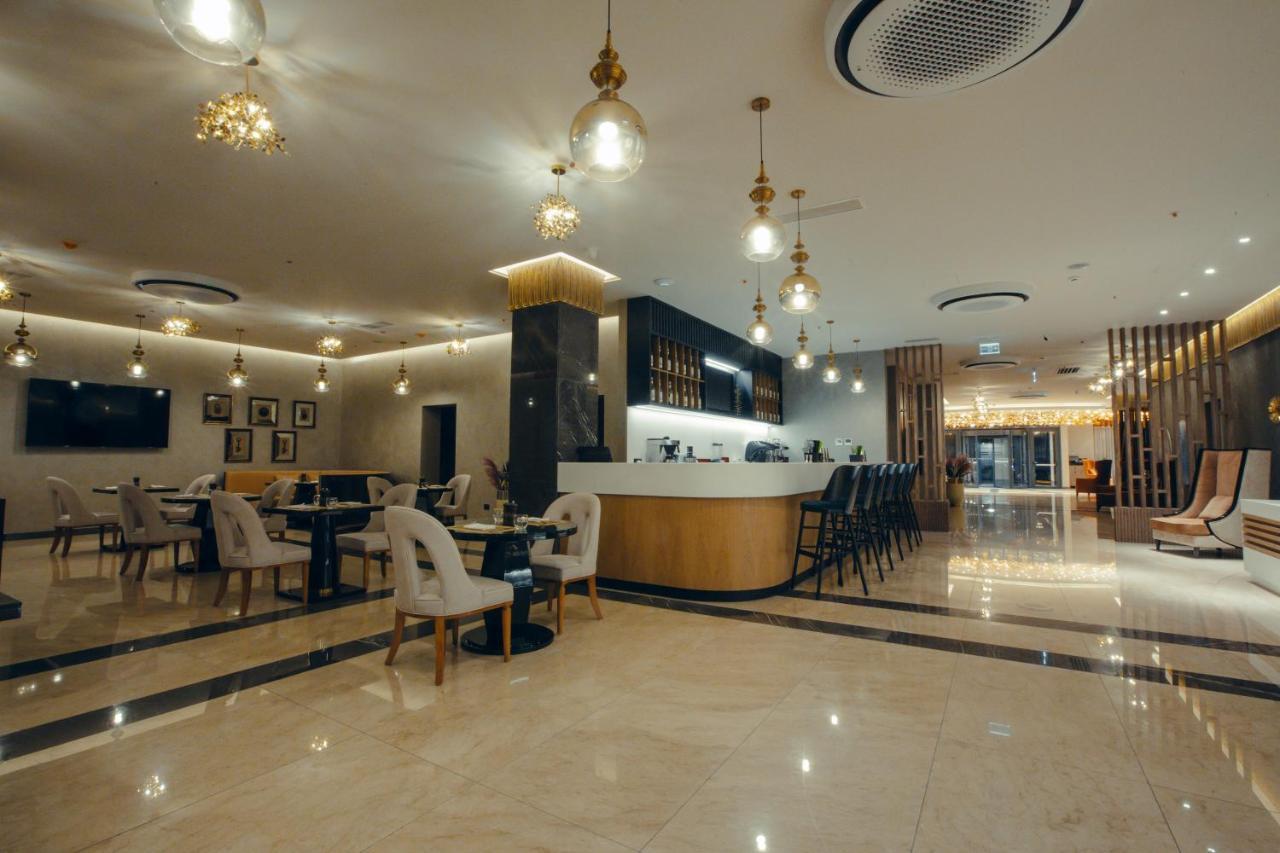 Marjan Plaza Hotel Tbilisi Buitenkant foto